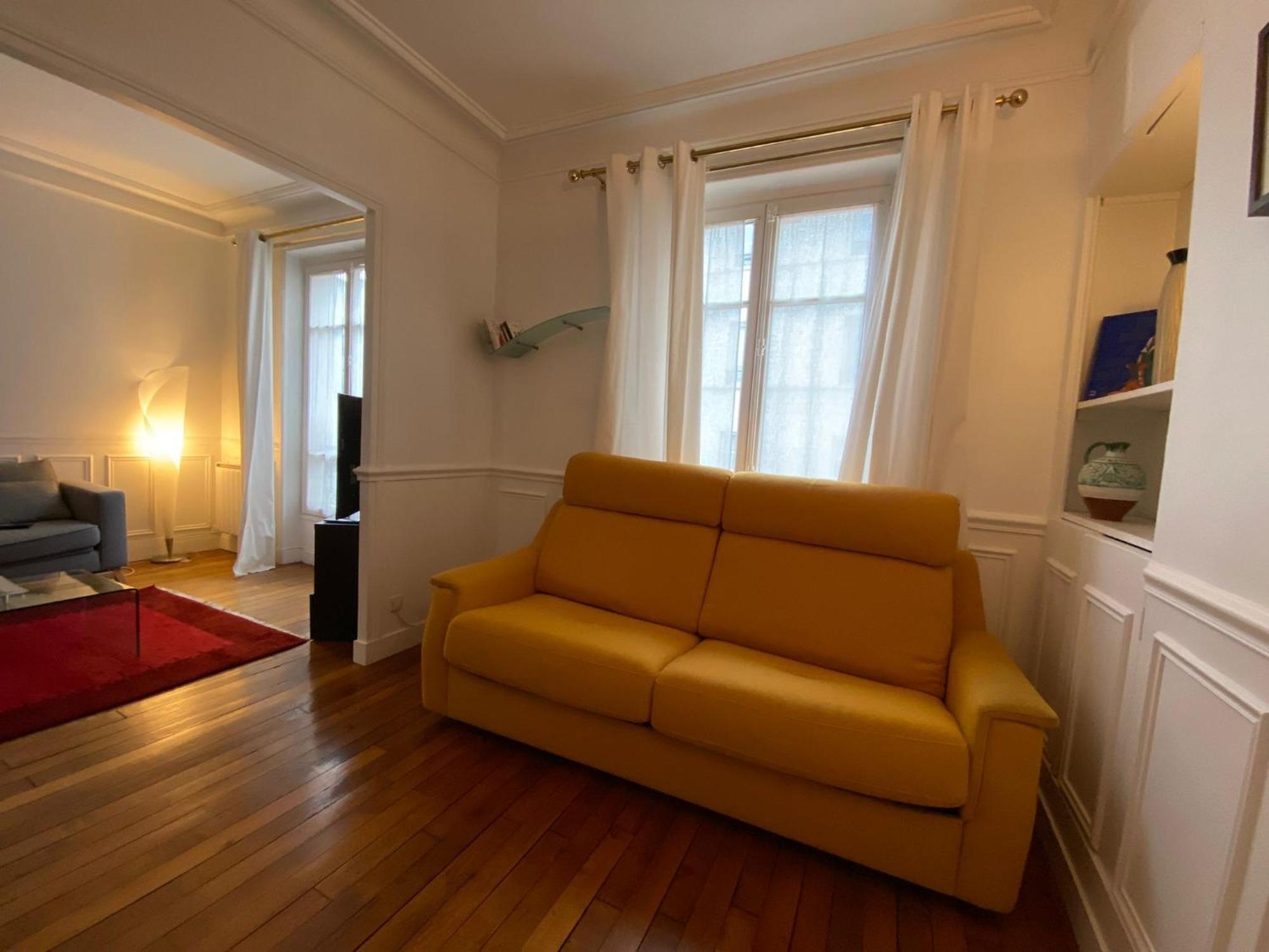 Apartment Motte Picquet Theatre Paris